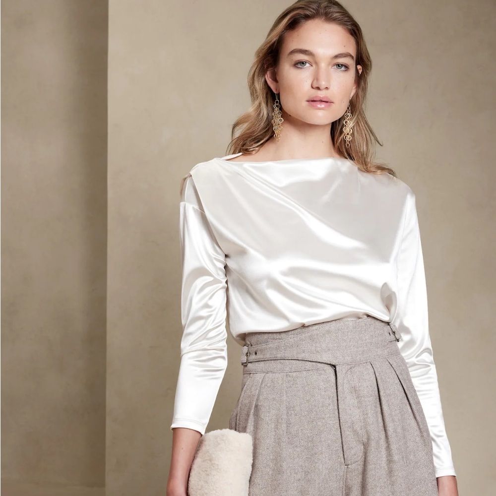 NWT Banana Republic Shiny Top